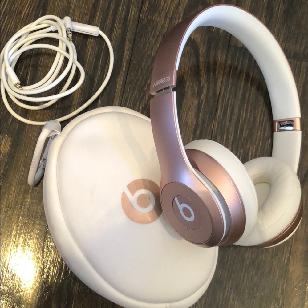 LIKE NEW Beats rose pink headphones
